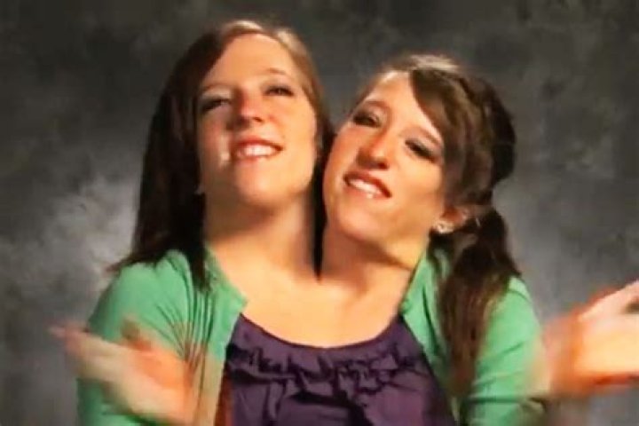 Abby Hoyt’s Girlfriend: Who is Abby Hoyt Dating?