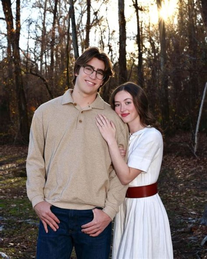 Aicha Robertson’s Boyfriend: Who is Aicha Robertson Dating?