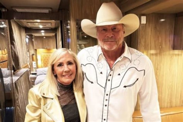 Alan Jackson’s Wife: Who is Alan Jackson Dating?