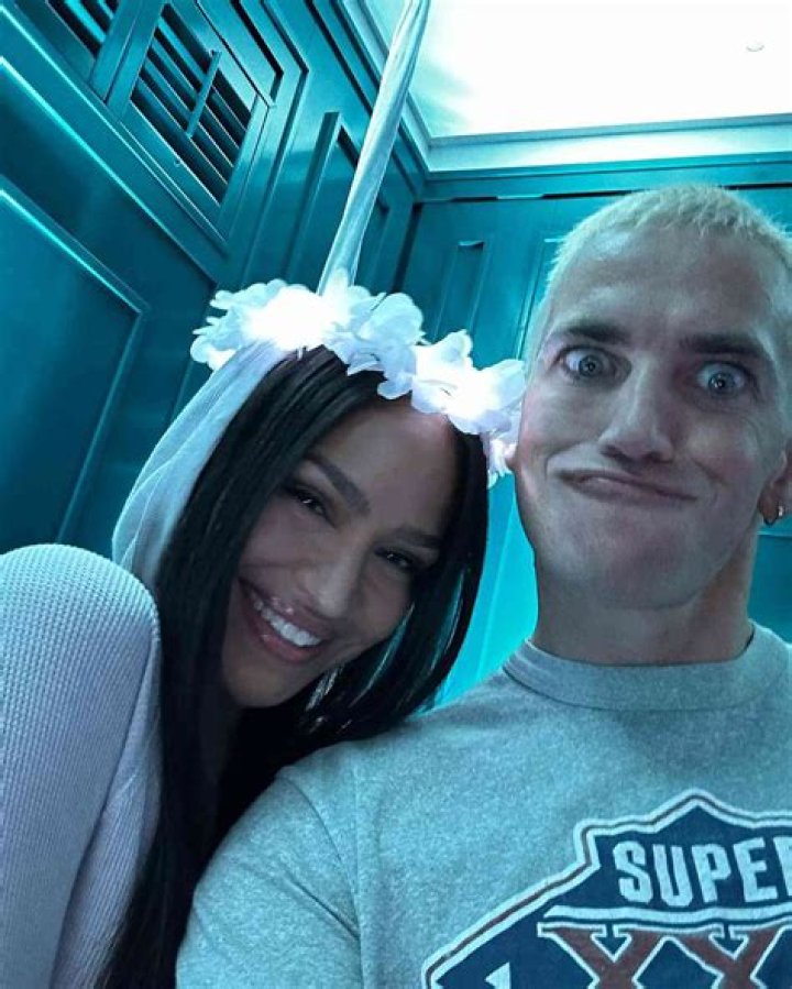 Alex Cubis’s Girlfriend: Who is Alex Cubis Dating?