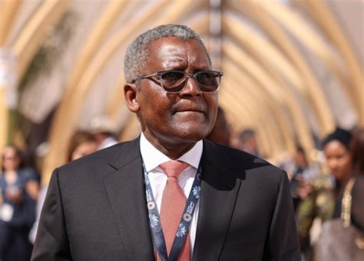 Aliko Dangote’s Wife: Who is Aliko Dangote Dating?