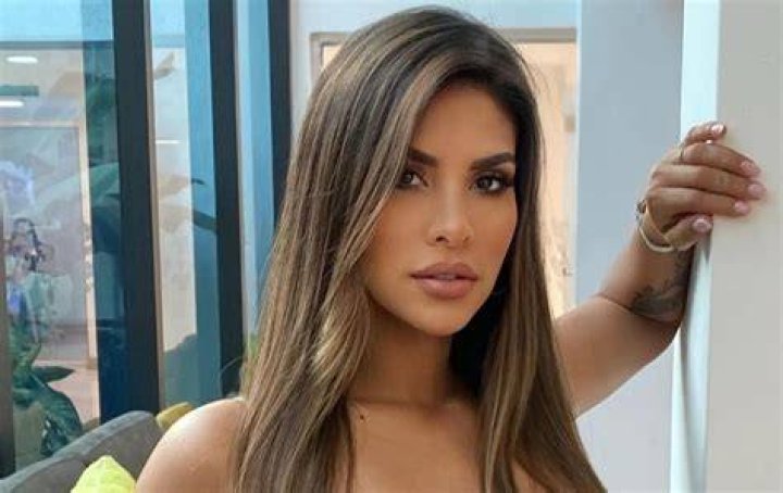 Ámbar Montenegro’s Girlfriend: Who is Ámbar Montenegro Dating?