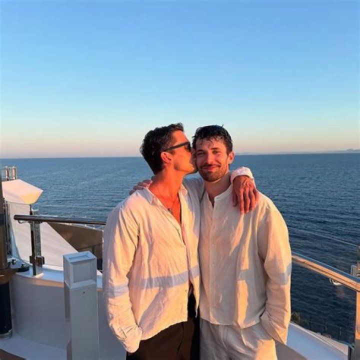 Antoni Porowski’s Girlfriend: Who is Antoni Porowski Dating?