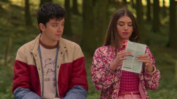 Asa Butterfield’s Girlfriend: Who is Asa Butterfield Dating?