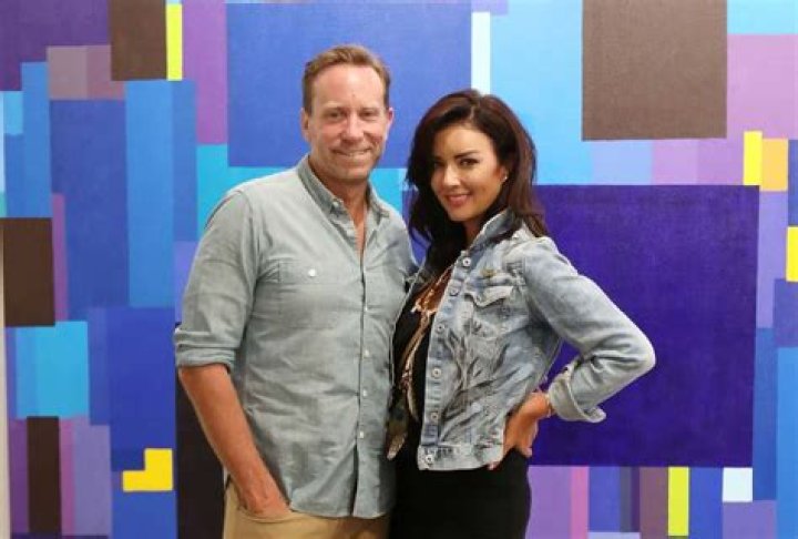 Cindy Nell-Roberts’s Boyfriend: Who is Cindy Nell-Roberts Dating?