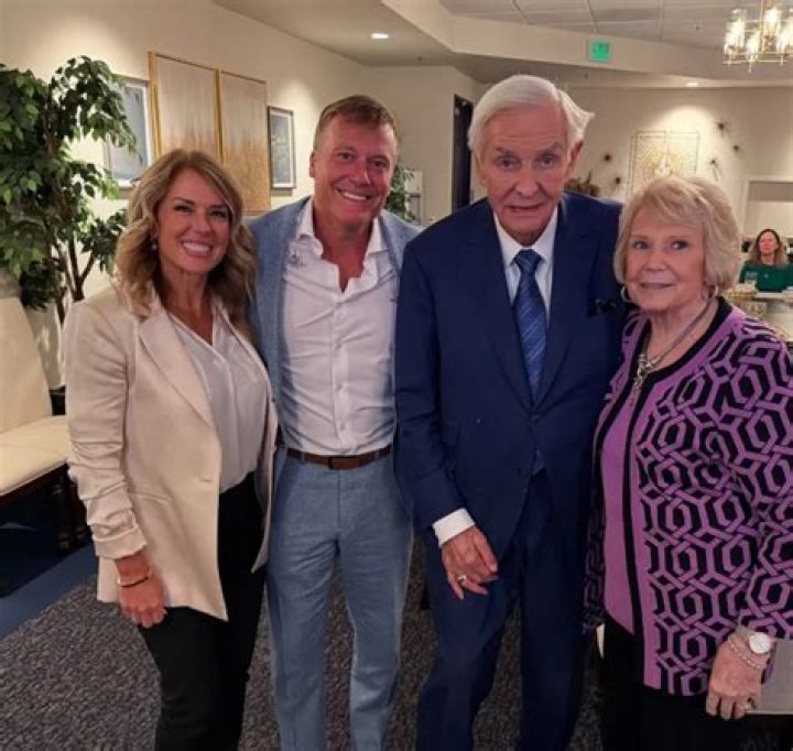 David Jeremiah’s Wife: Who is David Jeremiah Dating?