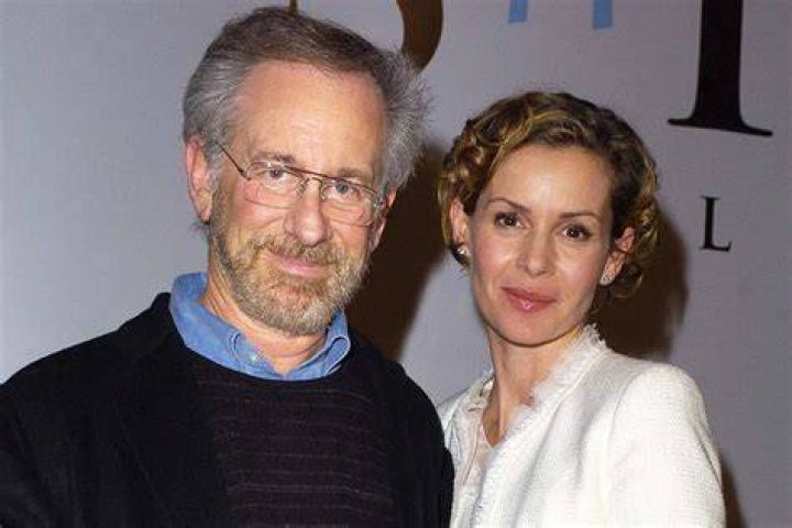 Embeth Davidtz’s Boyfriend: Who is Embeth Davidtz Dating?