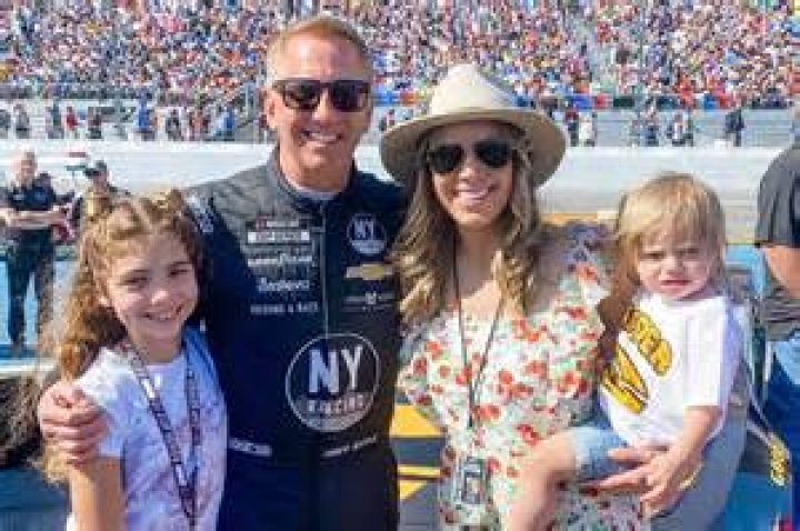 Greg Lammers’s Girlfriend: Who is Greg Lammers Dating?