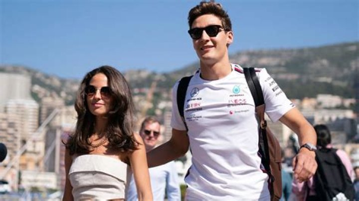 Ioana Carmen’s Girlfriend: Who is Ioana Carmen Dating?