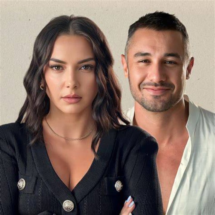 Javier Ortega Smith’s Girlfriend: Who is Javier Ortega Smith Dating?