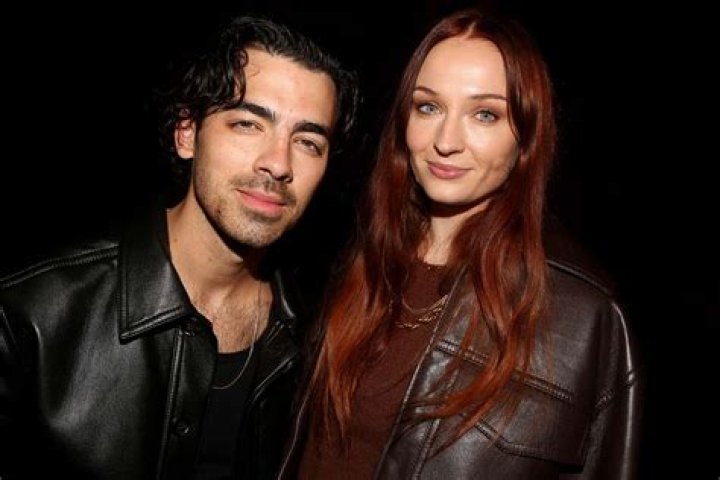 Jona Kalemajj’s Girlfriend: Who is Jona Kalemajj Dating?