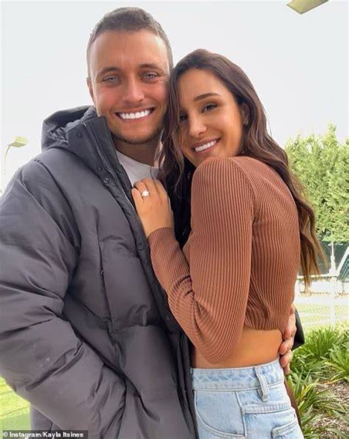 Kayla Itsines’s Boyfriend: Who is Kayla Itsines Dating?