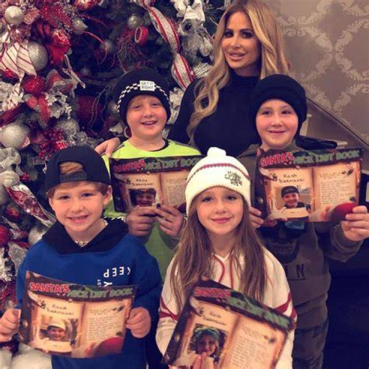 Kroy Biermann Gifts Time to Kids for Christmas while Kim Zolciak Sells Items