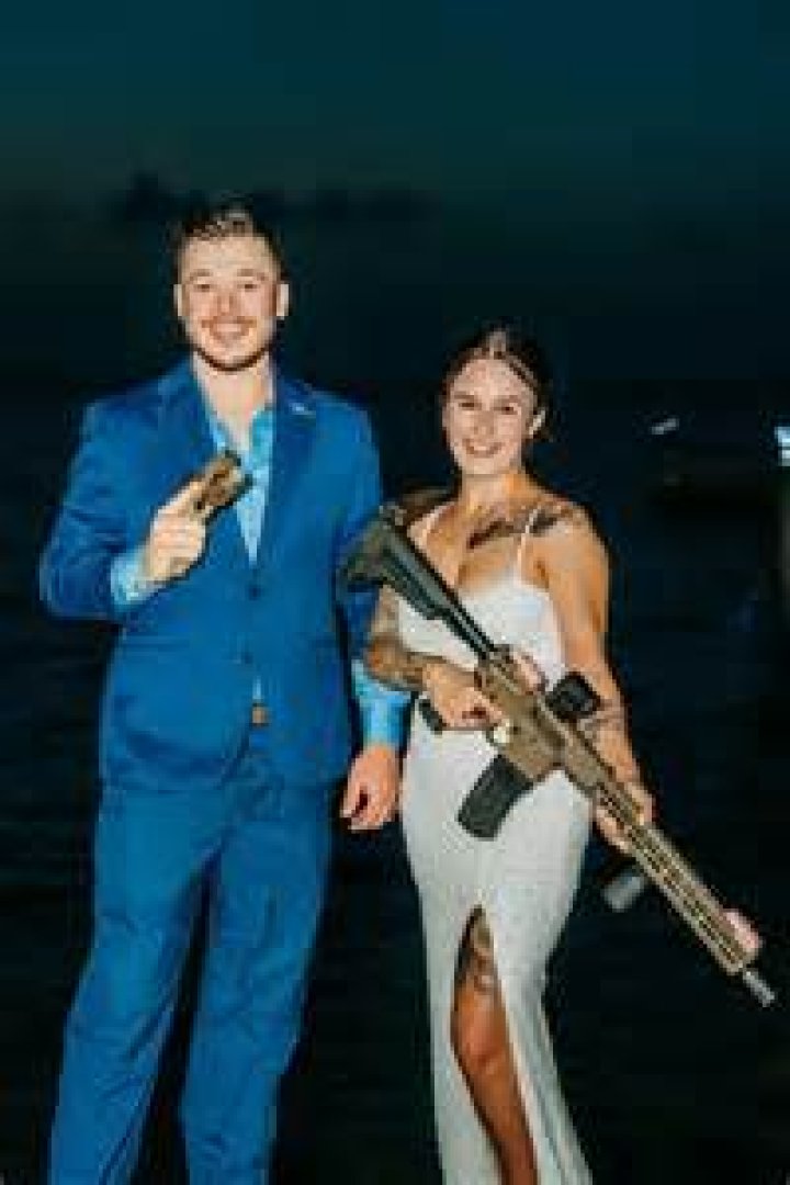 Kyle Thomas’s Girlfriend: Who is Kyle Thomas Dating?