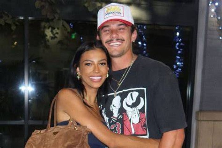 Layla F. Saad’s Boyfriend: Who is Layla F. Saad Dating?