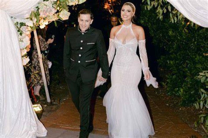 Lele Pons’s Boyfriend: Who is Lele Pons Dating?