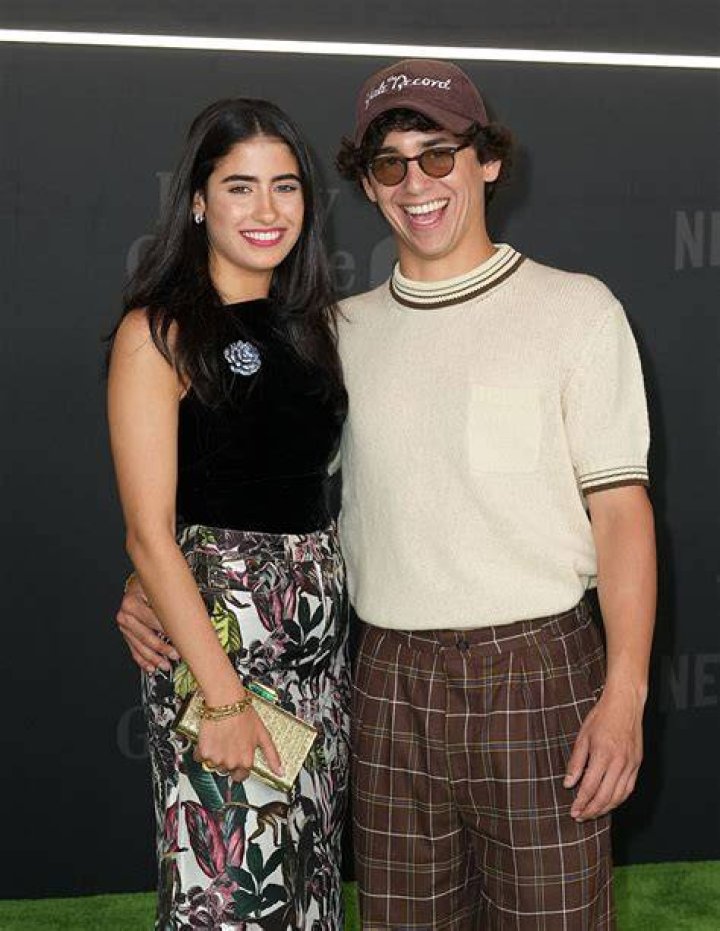 Leslie Hernandez’s Boyfriend: Who is Leslie Hernandez Dating?