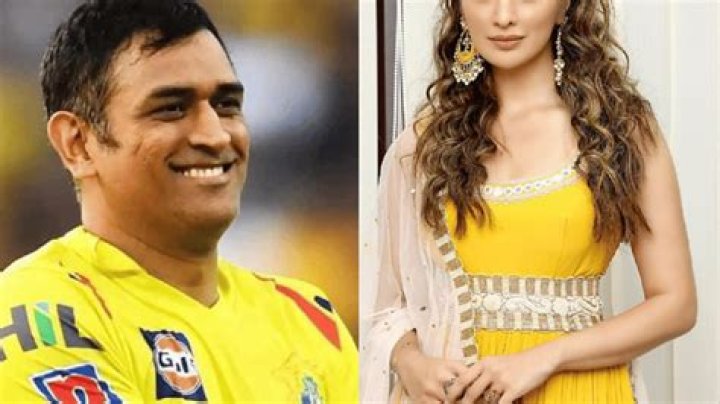 Mahendra Singh Dhoni’s Girlfriend: Who is Mahendra Singh Dhoni Dating?