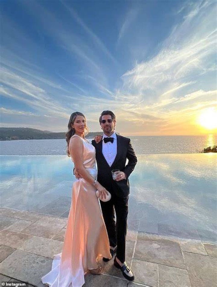 Mark Hunter’s Girlfriend: Who is Mark Hunter Dating?