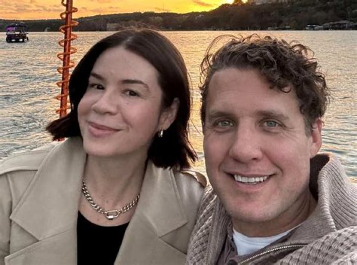 Mark Manson’s Wife: Who is Mark Manson Dating?