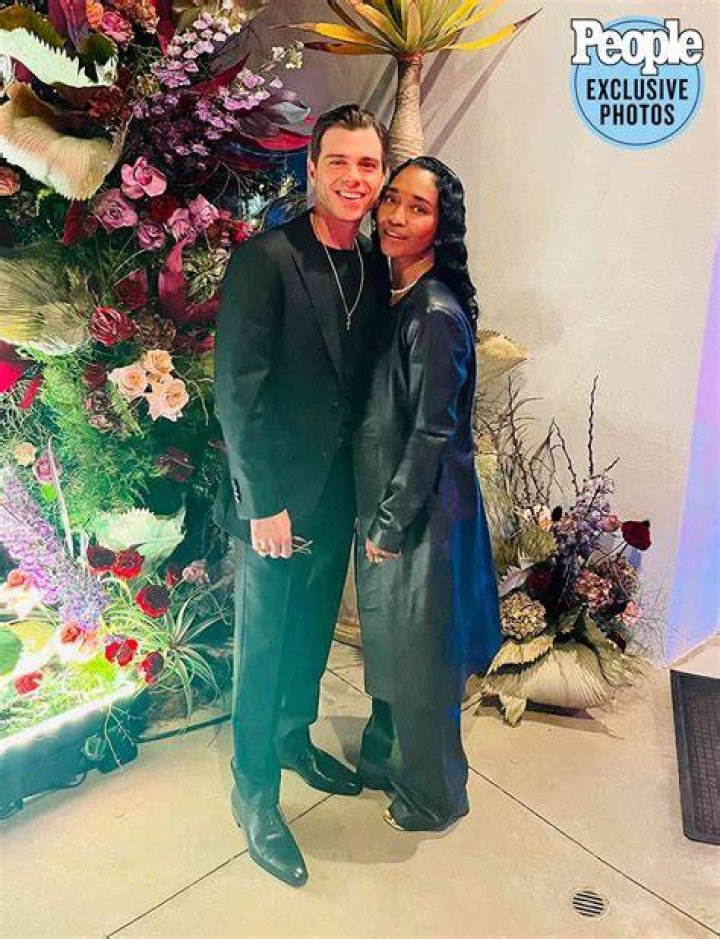 Matthew Jones’s Girlfriend: Who is Matthew Jones Dating?