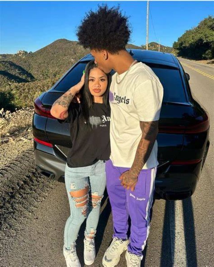 Mike Williams’s Girlfriend: Who is Mike Williams Dating?