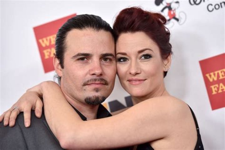 Nathan West’s Wife: Who is Nathan West Dating?