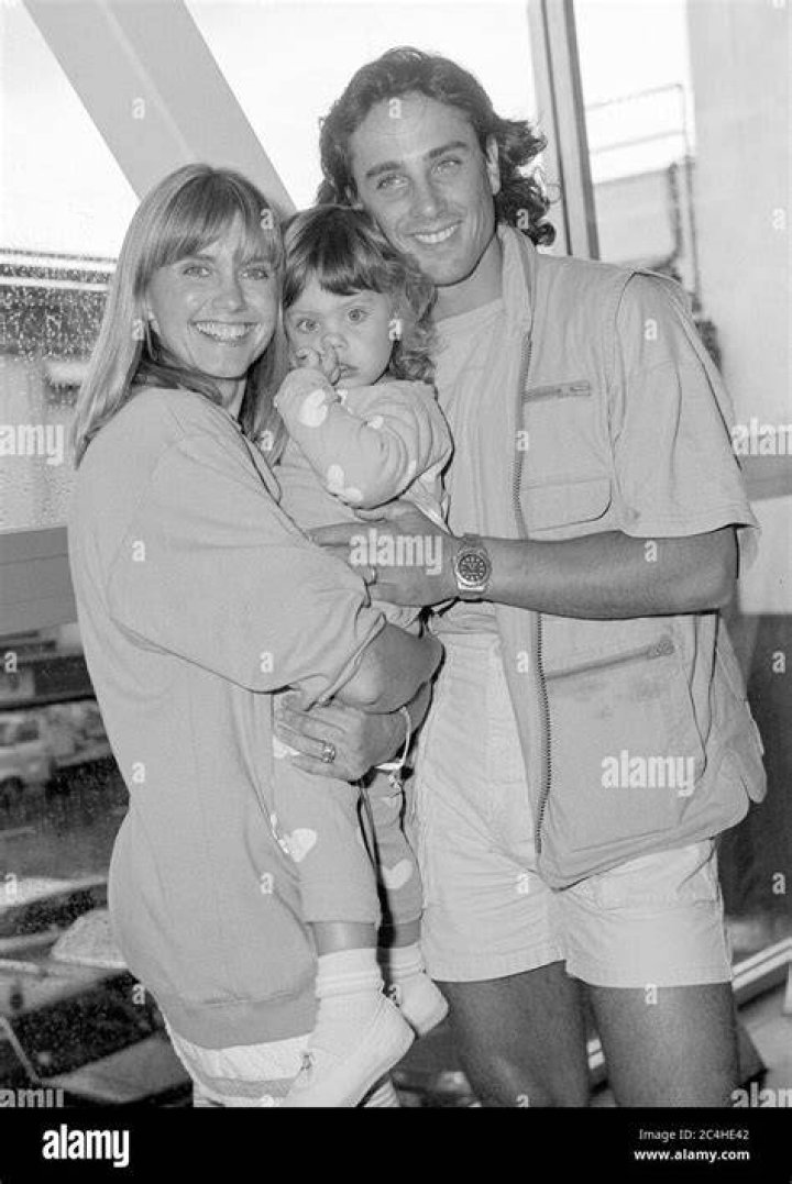 Olivia Newton-John’s Husband: Who is Olivia Newton-John Dating?