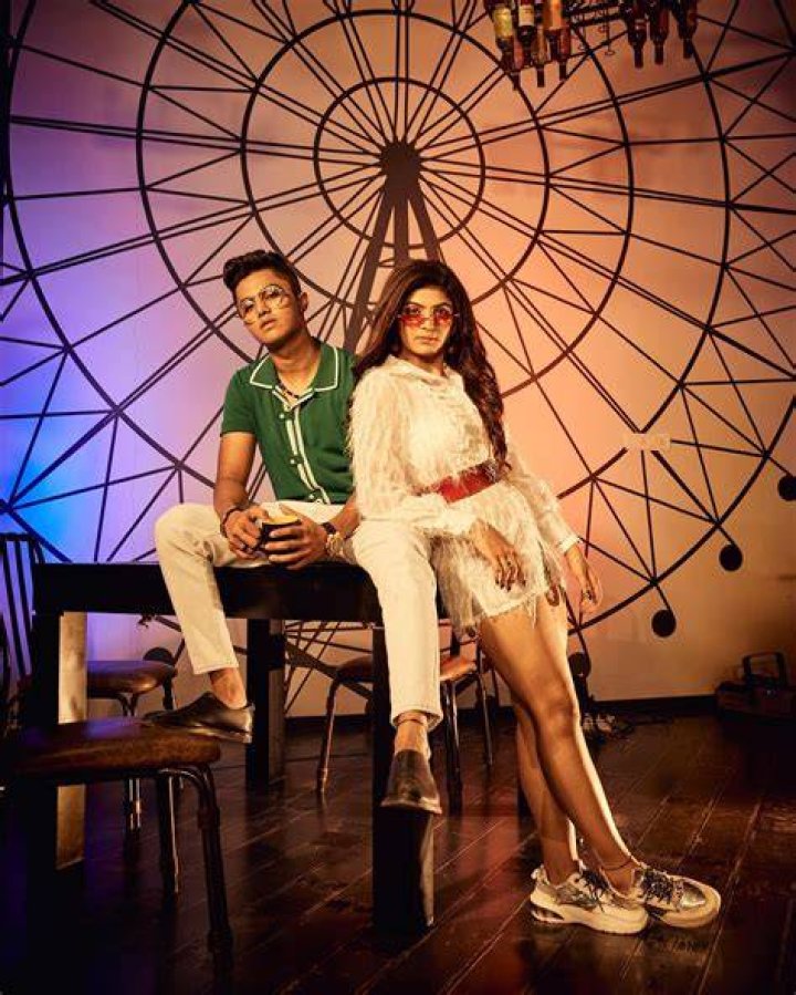 Om Baraiya’s Girlfriend: Who is Om Baraiya Dating?