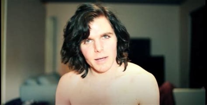 Onision’s Wife: Who is Onision Dating?