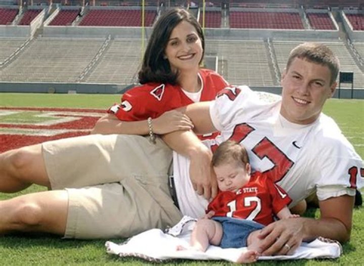 Phillip Phillips’s Wife: Who is Phillip Phillips Dating?