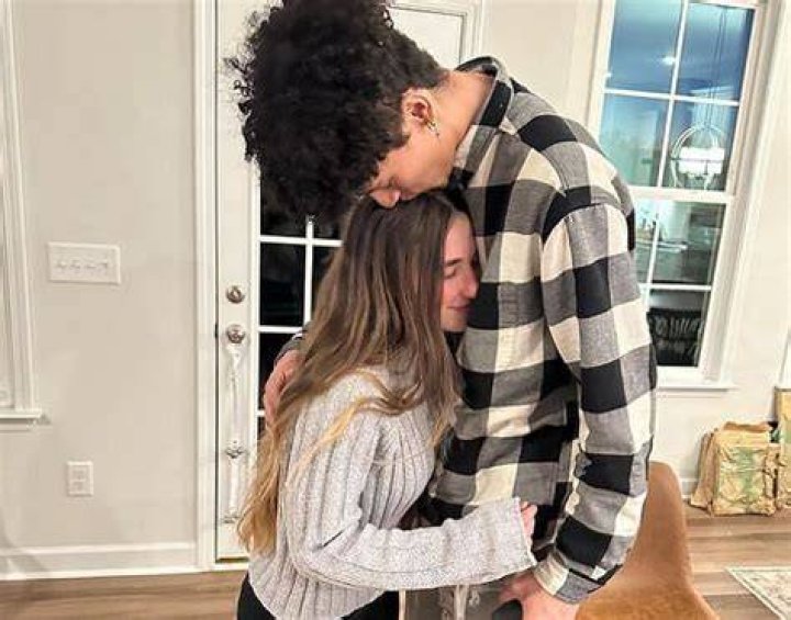 Roland All4TubeKids’s Girlfriend: Who is Roland All4TubeKids Dating?