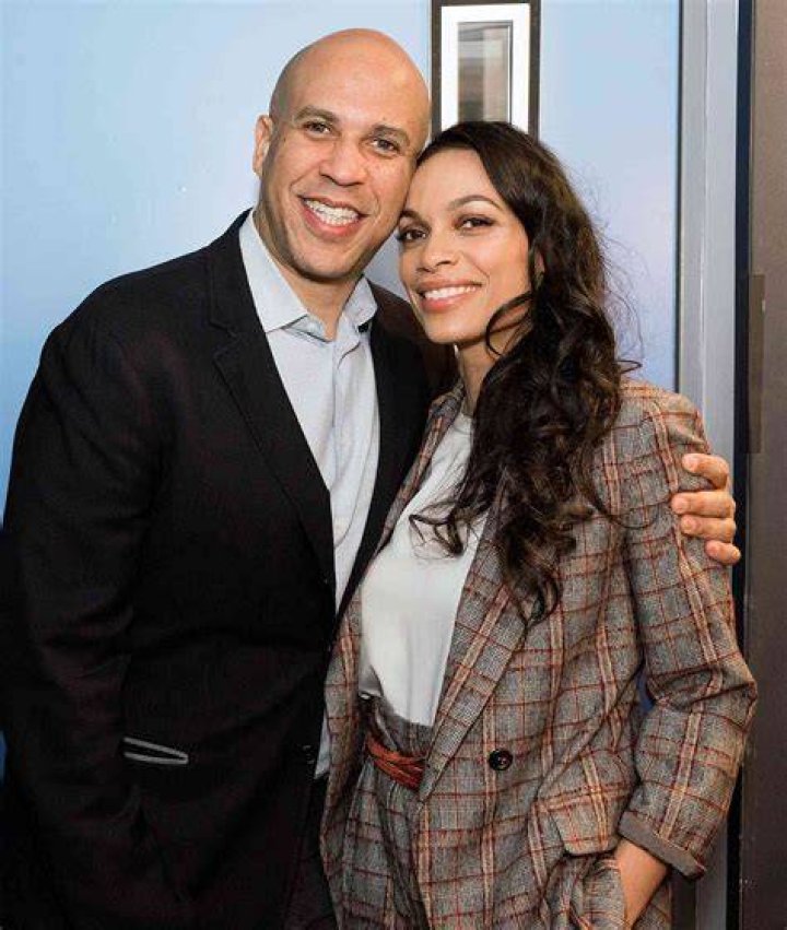 Rosario Victorio’s Girlfriend: Who is Rosario Victorio Dating?