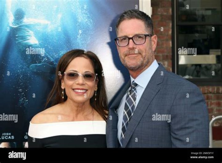 Roxann Dawson’s Husband: Who is Roxann Dawson Dating?
