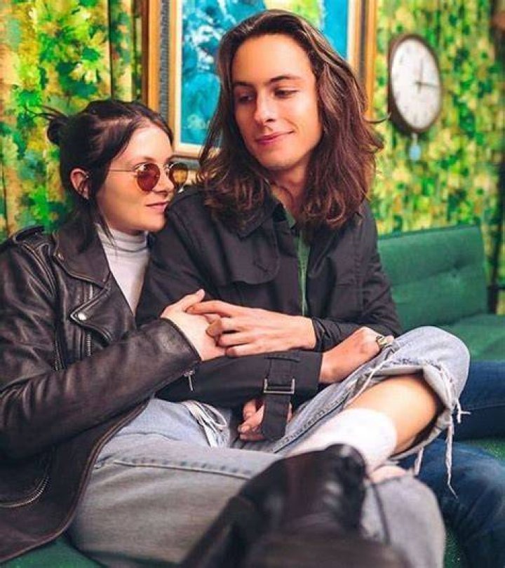 Samuel Kiszka’s Girlfriend: Who is Samuel Kiszka Dating?