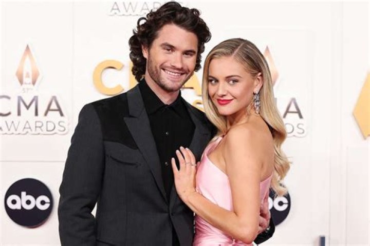 Sara Stokes’s Husband: Who is Sara Stokes Dating?