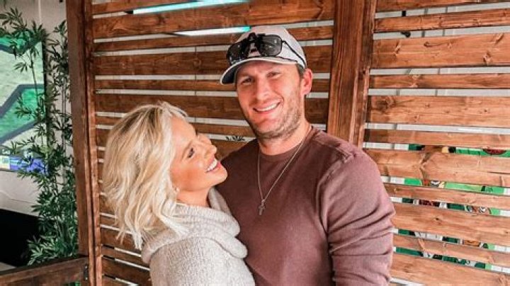SavWay’s Boyfriend: Who is SavWay Dating?