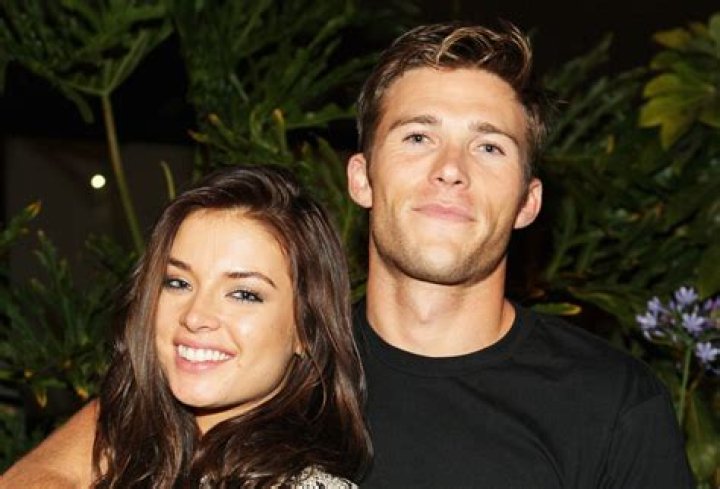 Scott Fitzsimons’s Girlfriend: Who is Scott Fitzsimons Dating?