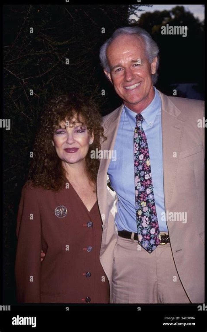Shelley Fabares’s Husband: Who is Shelley Fabares Dating?