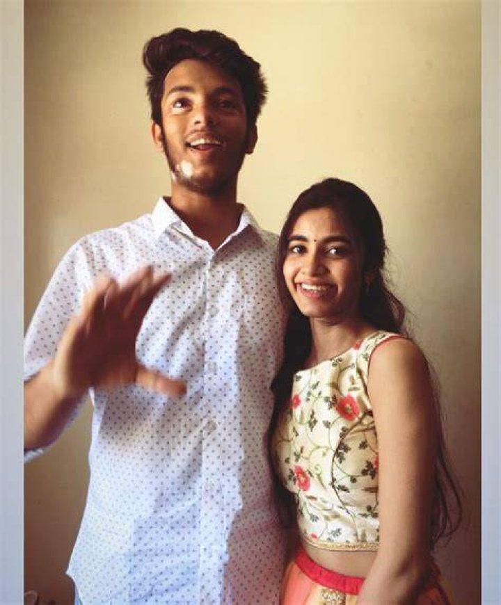Shivani Tomar’s Boyfriend: Who is Shivani Tomar Dating?
