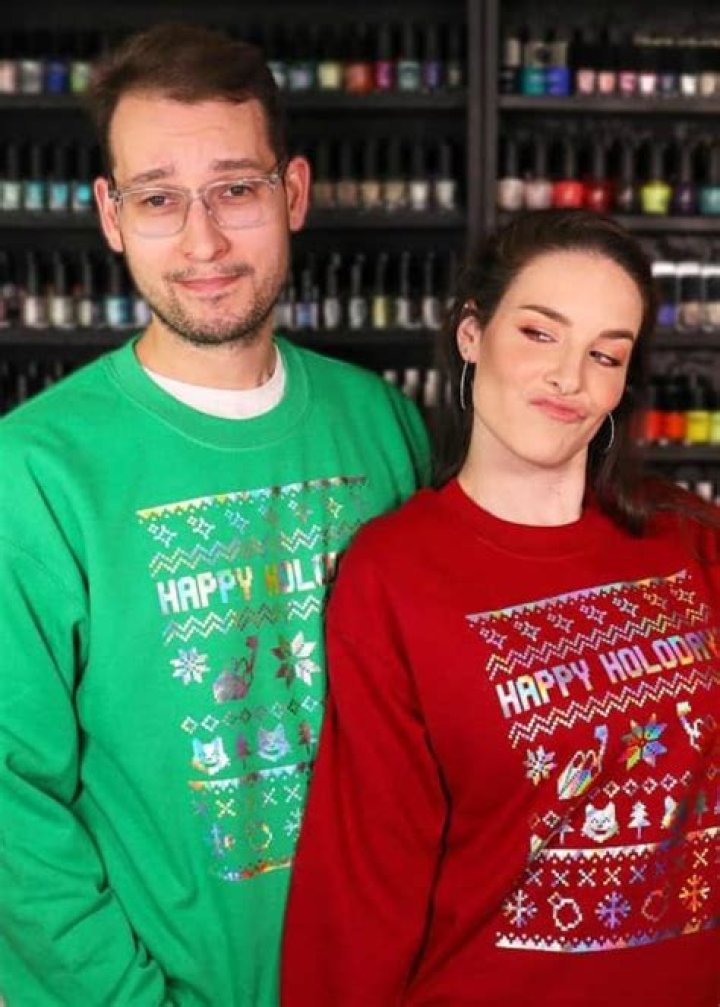 Simply Nailogical’s Boyfriend: Who is Simply Nailogical Dating?