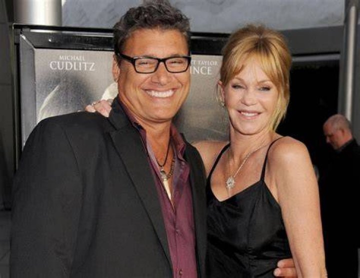 Steven Bauer’s Girlfriend: Who is Steven Bauer Dating?