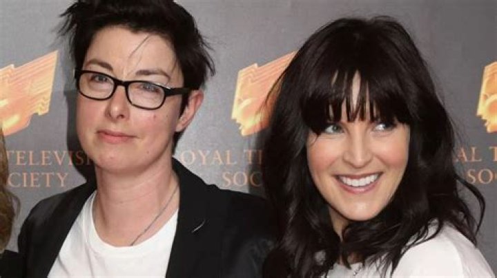 Sue Perkins’s Girlfriend: Who is Sue Perkins Dating?