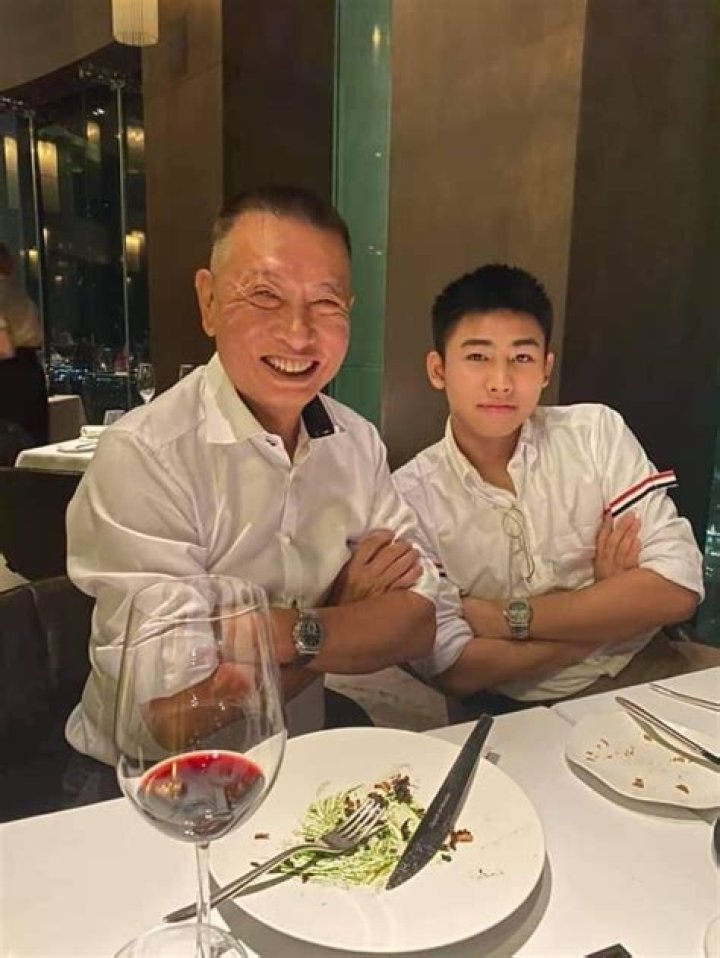 Thais Towersey’s Boyfriend: Who is Thais Towersey Dating?
