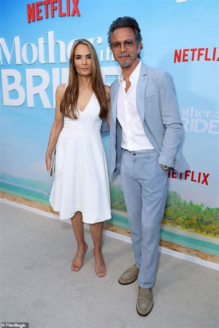 Who is Benjamin Bratt Dating – Benjamin Bratt's Wife & Exes