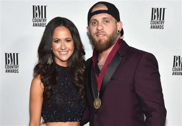 Who is Brantley Gilbert Dating – Brantley Gilbert's Wife & Exes