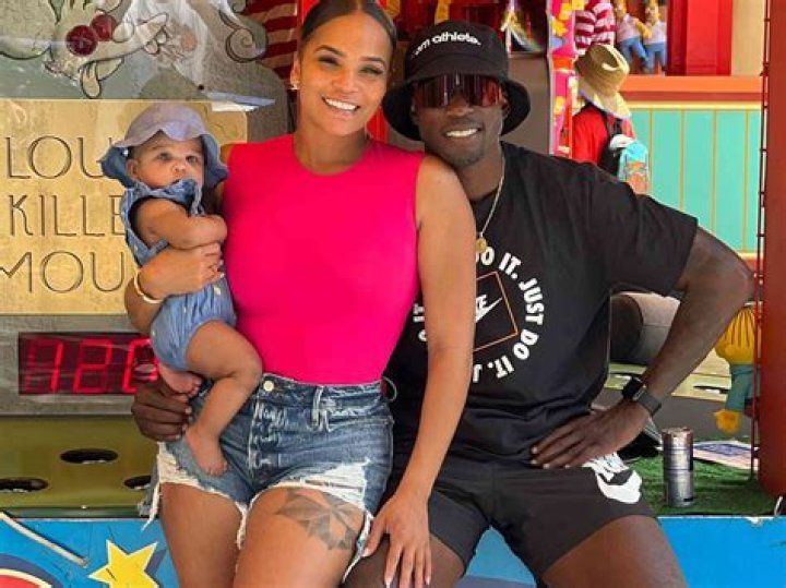 Who is Chad Roberts Dating – Chad Roberts's Girlfriend & Exes
