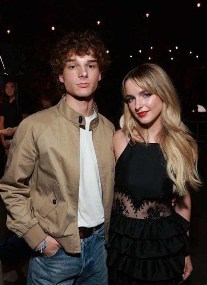 Who is Christopher Mason Dating – Christopher Mason's Girlfriend & Exes