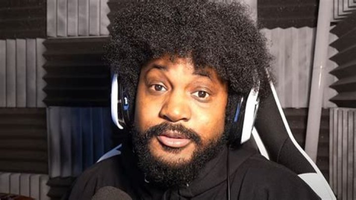 Who is CoryxKenshin Dating – CoryxKenshin's Girlfriend & Exes