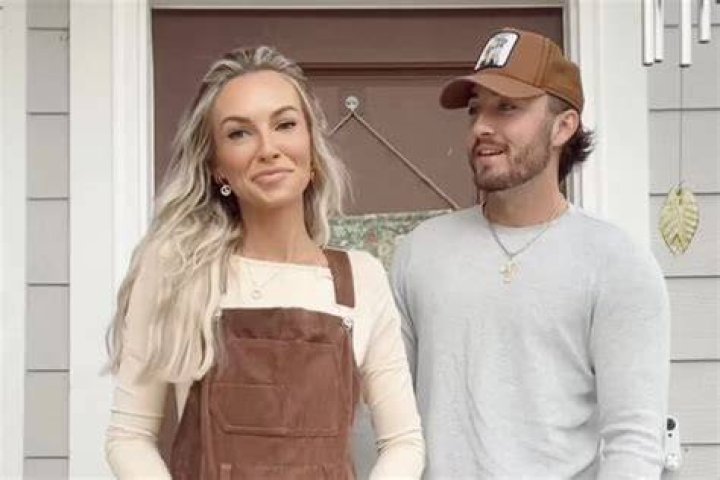 Who is Dan Smith Dating – Dan Smith's Girlfriend & Exes